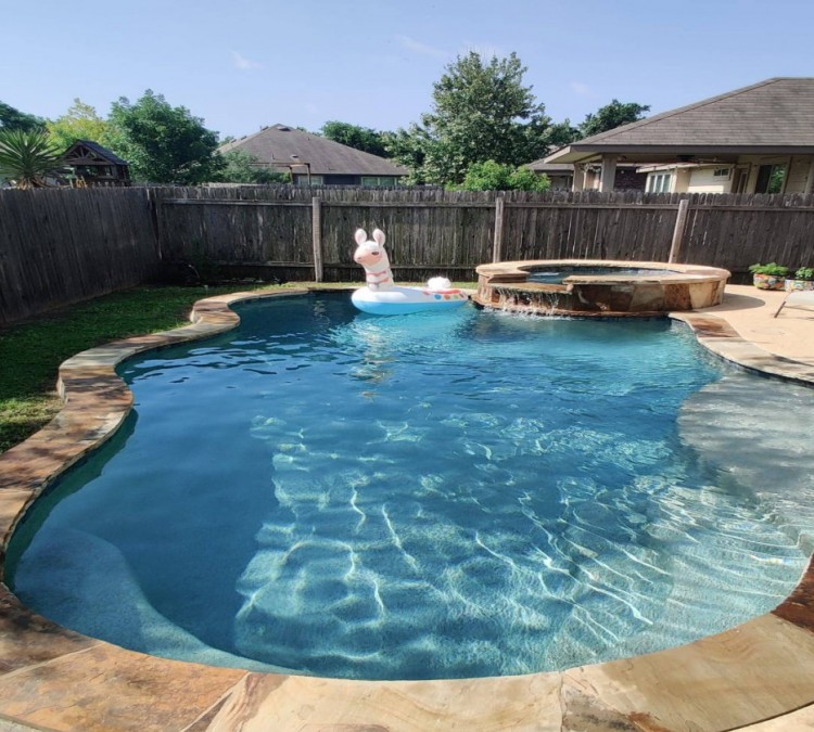 swimply-east-austin-pool-with-waterfall-photo